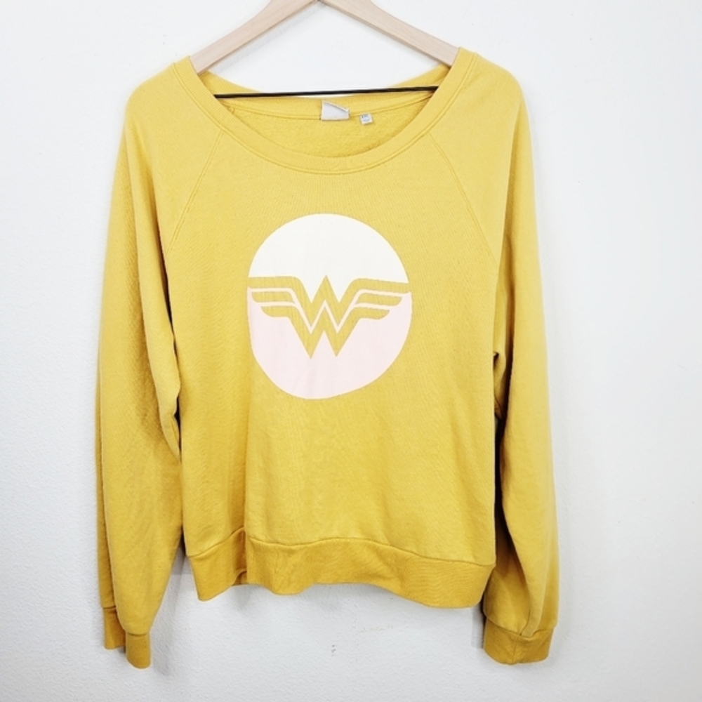 Junk Food Wonder Woman Yellow/Gold Sweatshirt XXL
